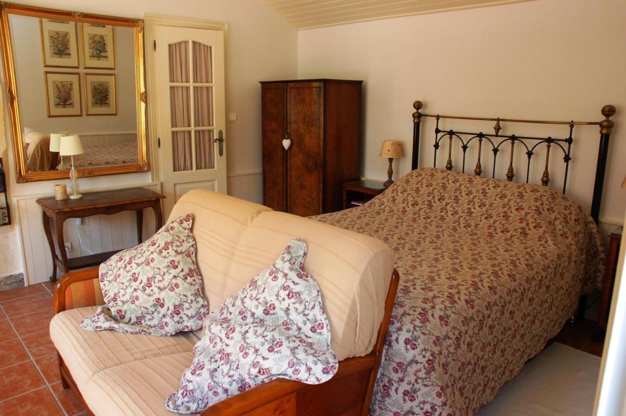 Le Logis Du Pressoir Chambre D'Hotes Bed & Breakfast In Beautiful 18Th Century Estate In The Heart Of The Loire Valley With Heated Pool And Extensive Grounds Bed & Breakfast Les Bois-d'Anjou Luaran gambar